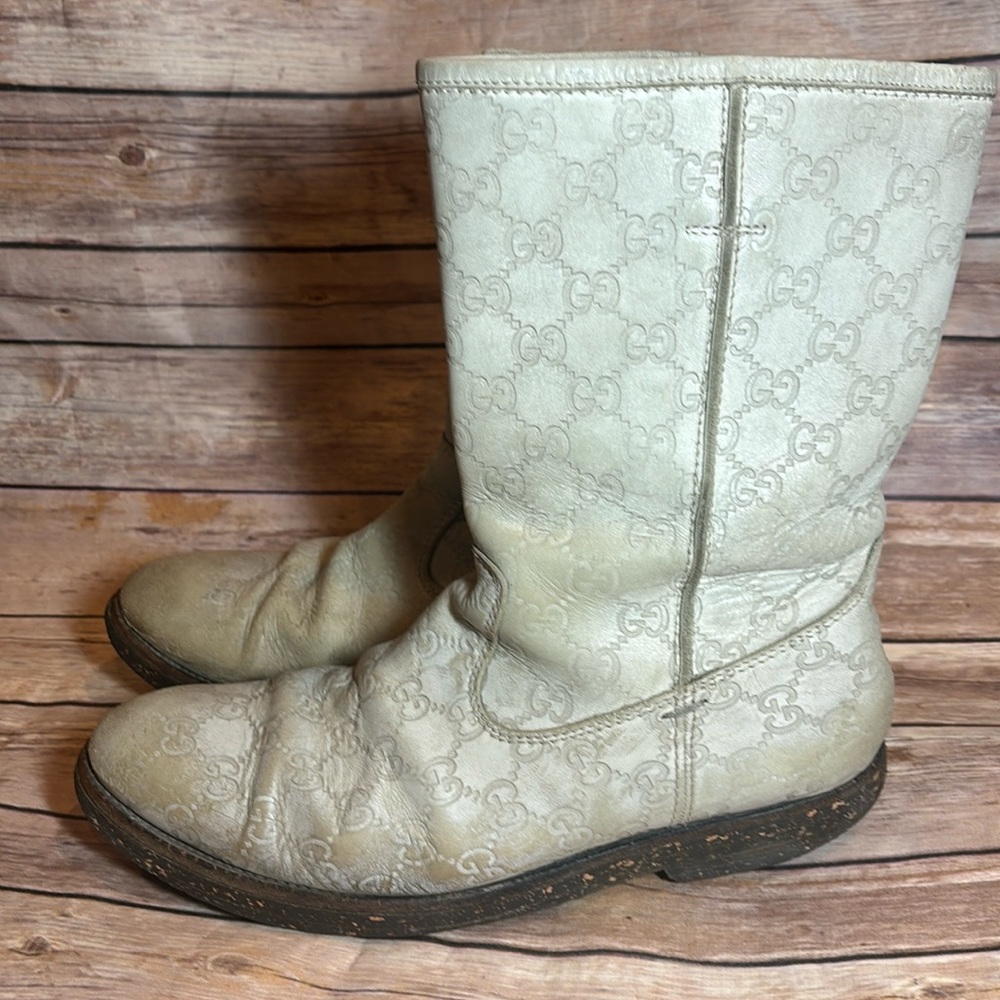 Gucci vintage cowboy boots amazing vintage find leather size 42 stone colored GG